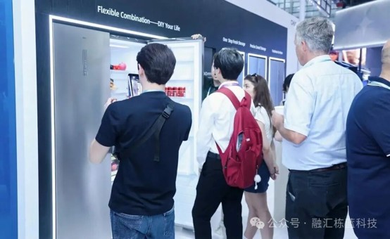 广交会70载：长虹等中国智造代表聚“AI”向“新”赴世界